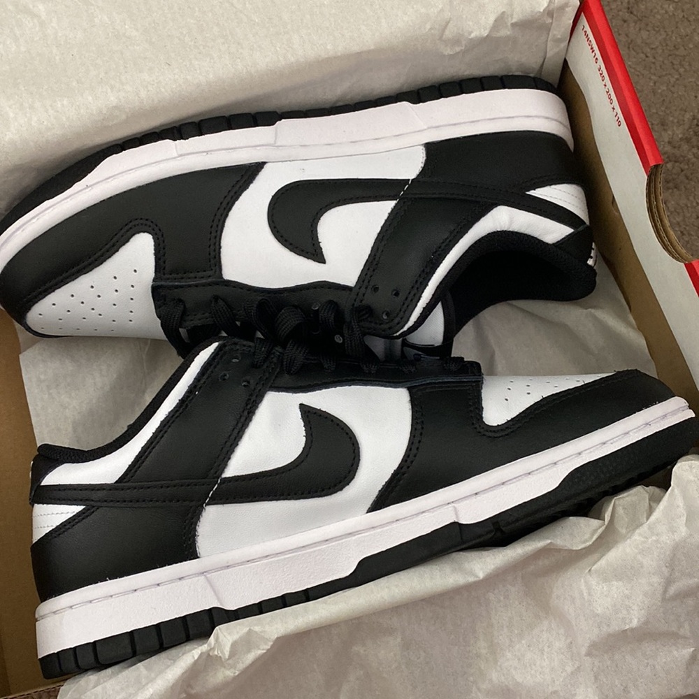Nike Black/White Dunks Low